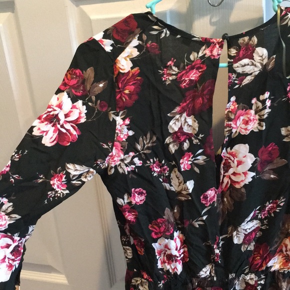 Romper - Picture 3 of 3